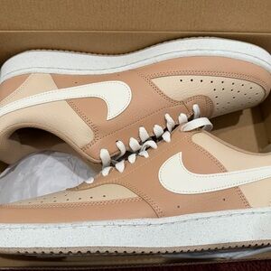 Nike Men's Beige and White Sneakers